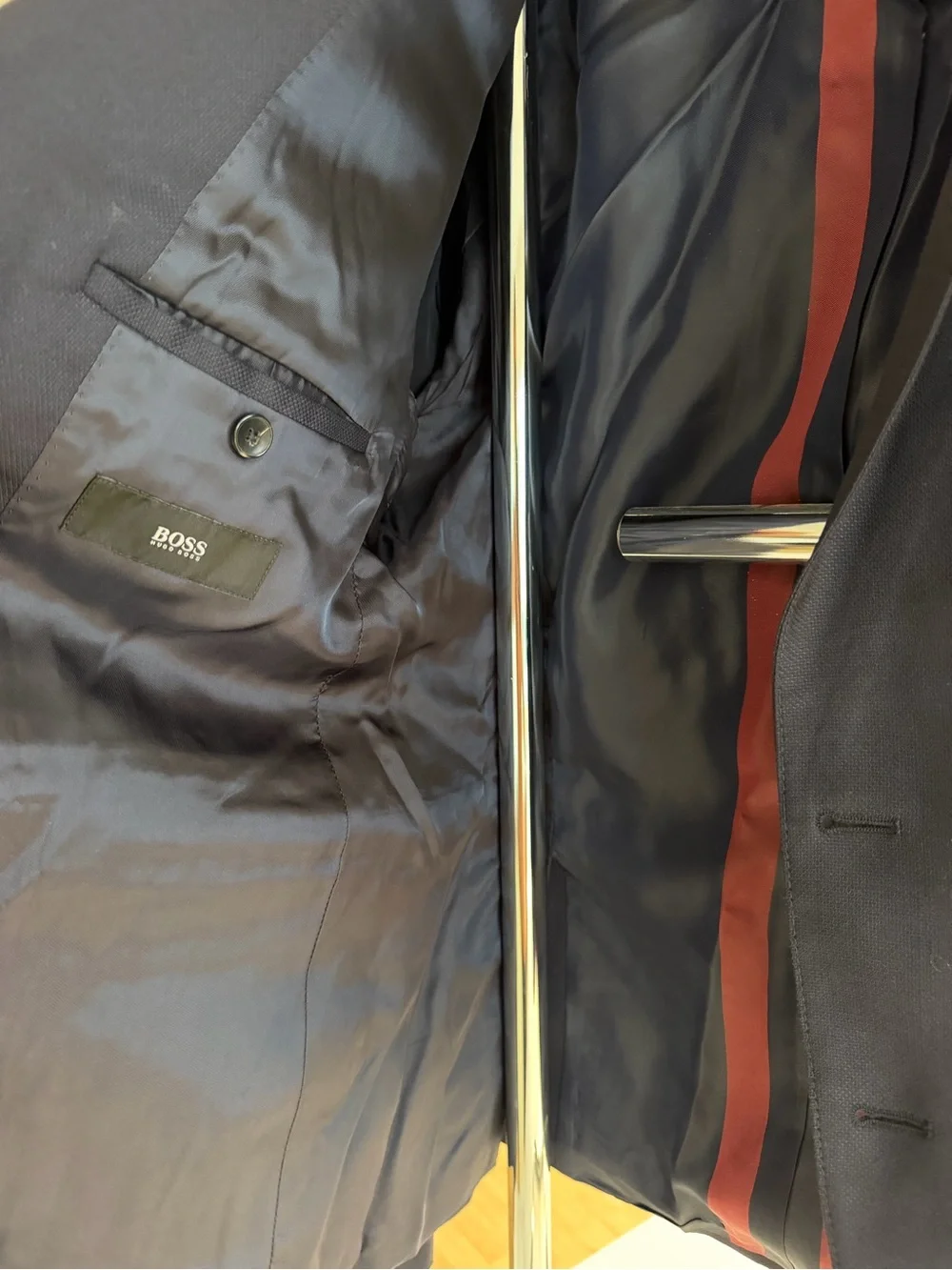 Hugo Boss Black Two-Button Sport Coat with Gold Buttons 44R